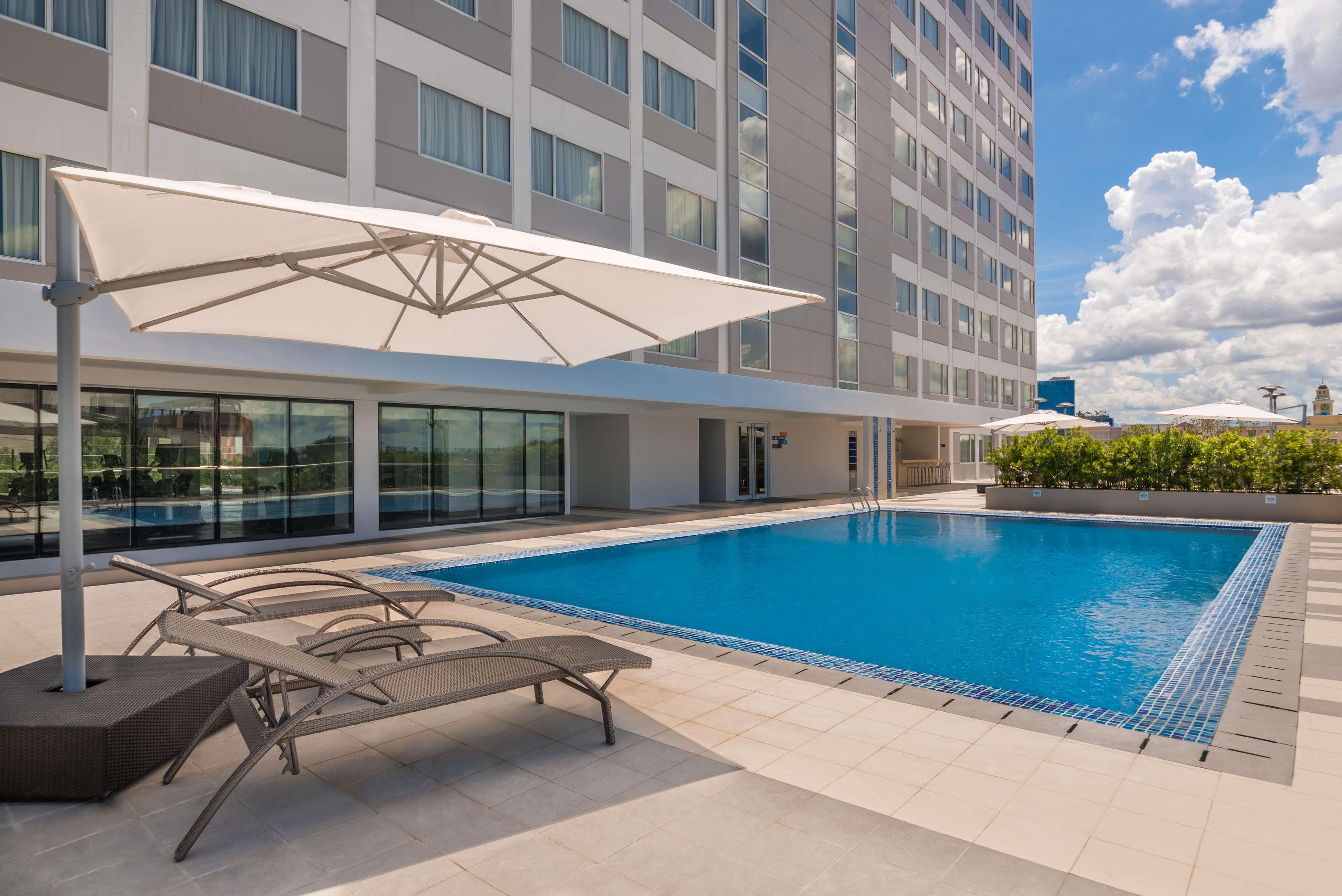 Park Inn By Radisson Iloilo Ngoại thất bức ảnh
