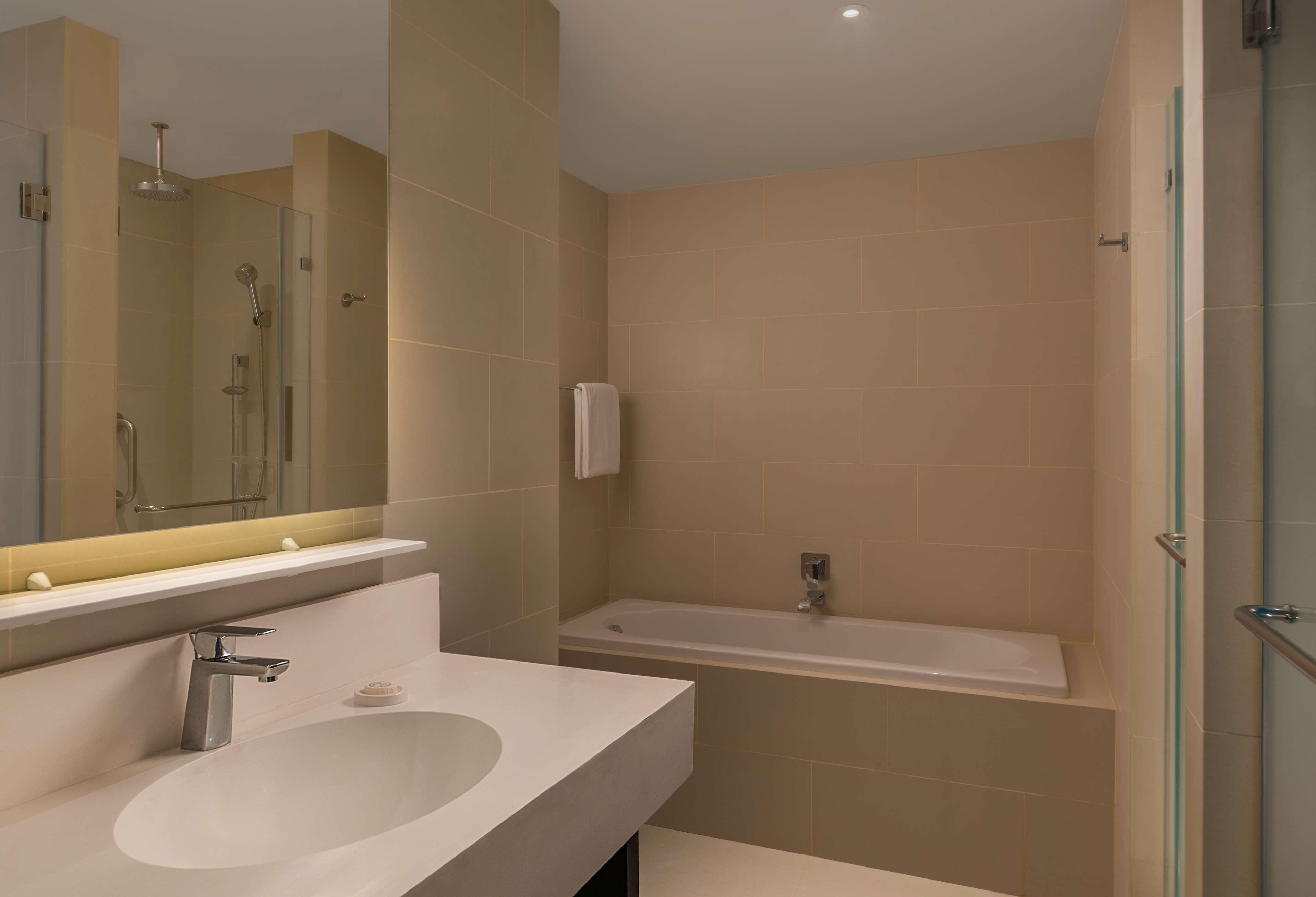 Park Inn By Radisson Iloilo Ngoại thất bức ảnh